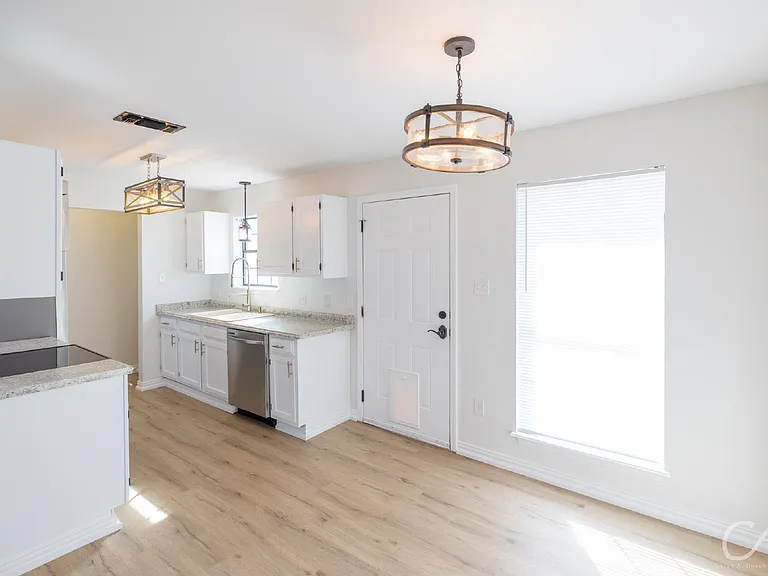 3610 Purdue Ln — Photo 18
