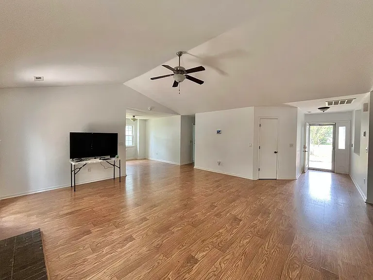 8486 William Moultrie Dr — Photo 9