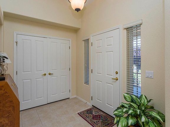 3rd image of 1636 Addington Dr