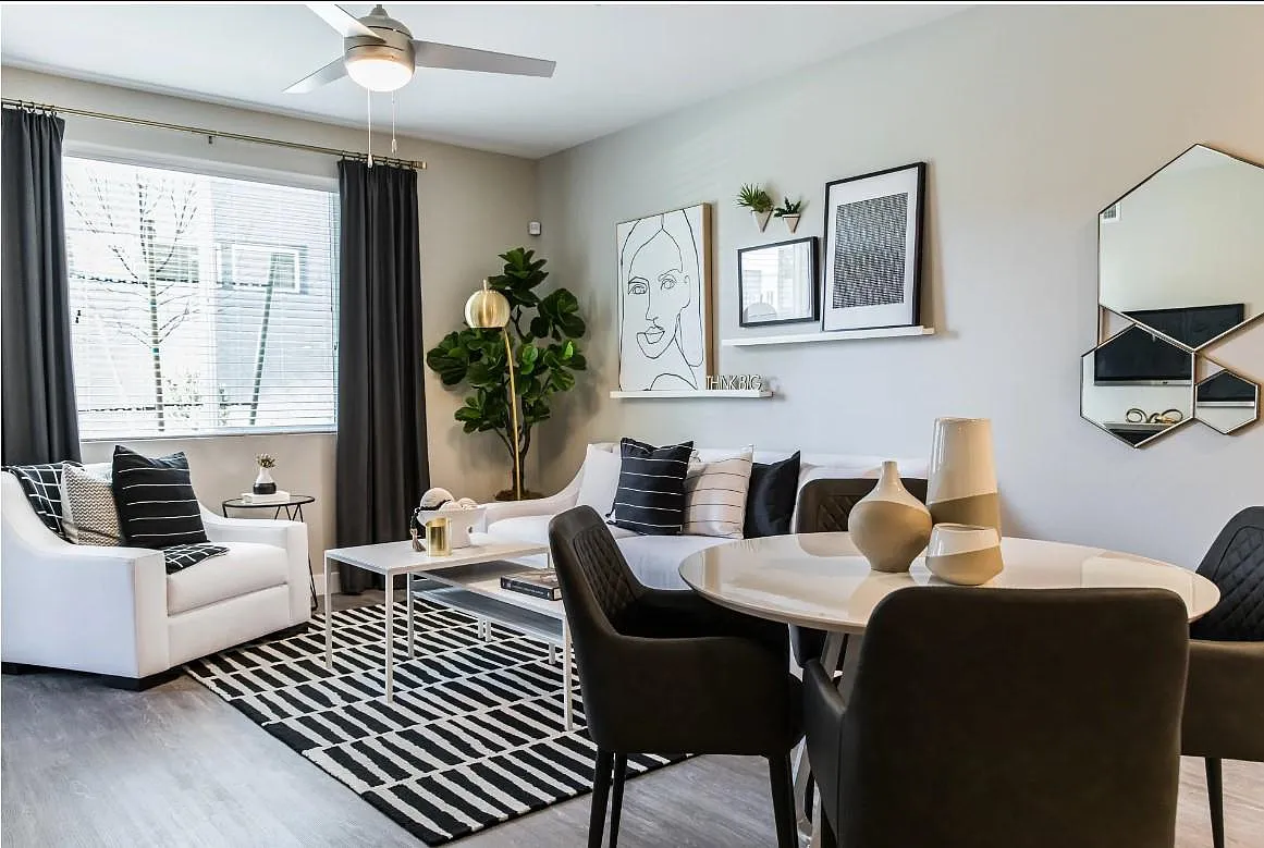 SYNC APARTMENT HOMES — Photo 1