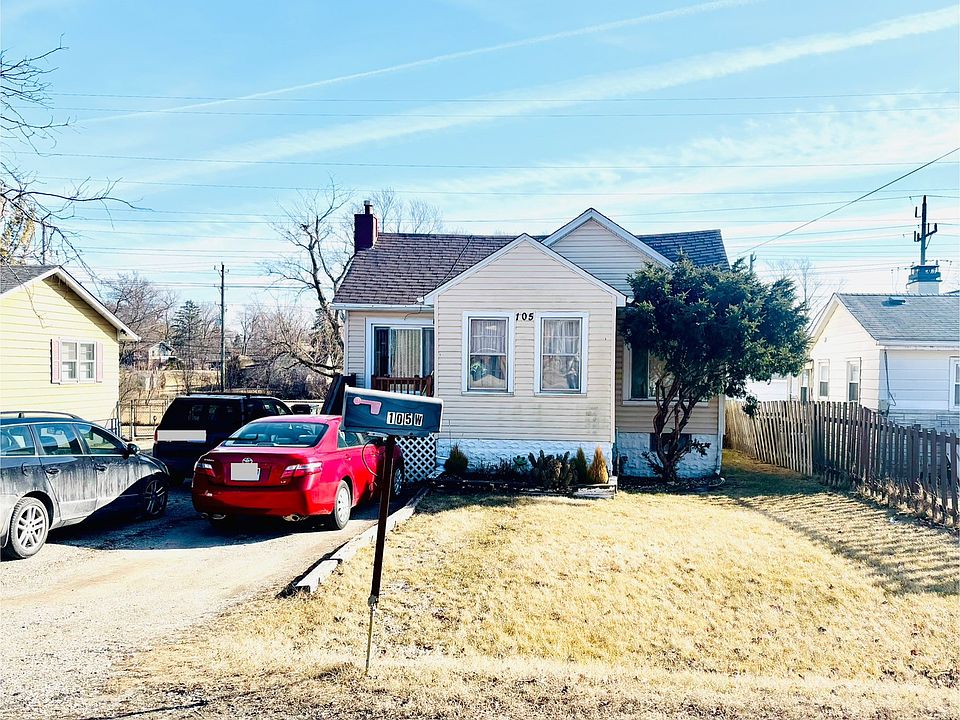 1st image of 105 W Hawthorne Dr