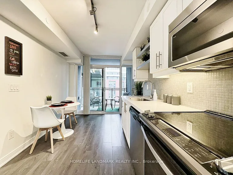 525 Adelaide St W #1620 — Photo 29