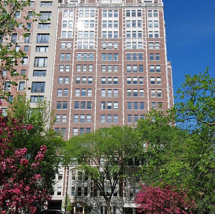 1st image of 2440 North Lakeview #19E