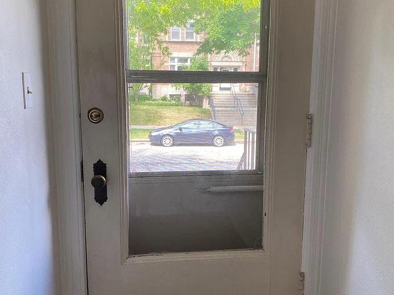 1326 N Astor St #2 — Photo 13