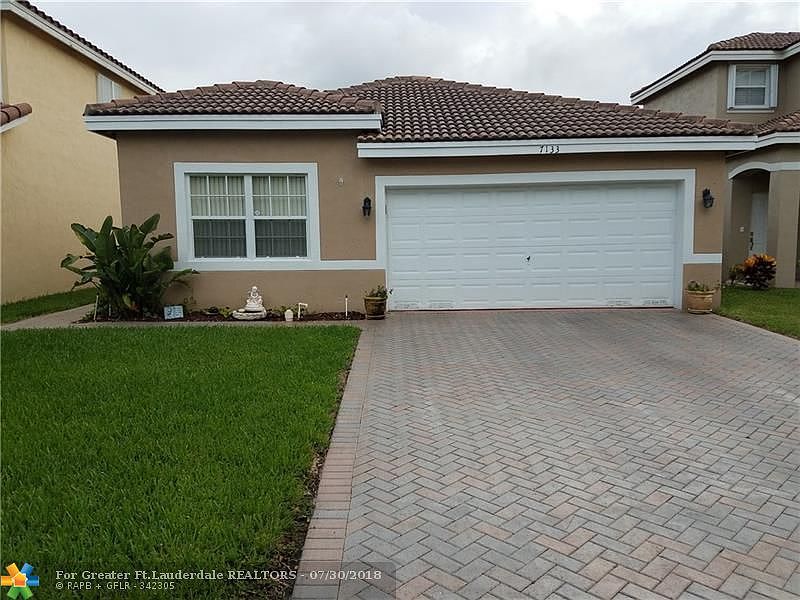 1st image of 7133 Crescent Creek Ln