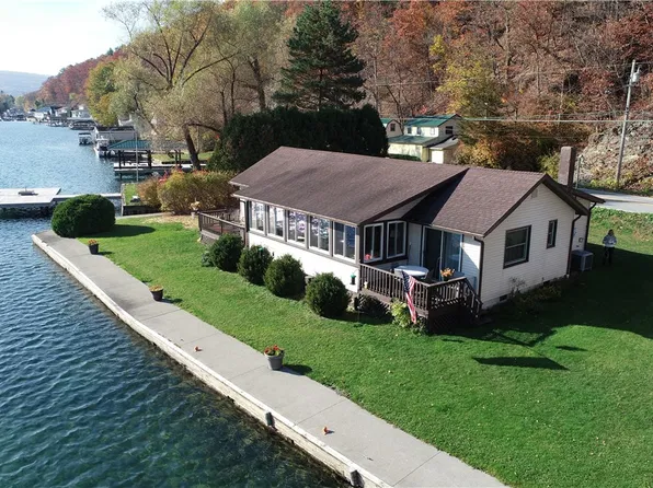 7031 State Route 21, Naples, NY 14512