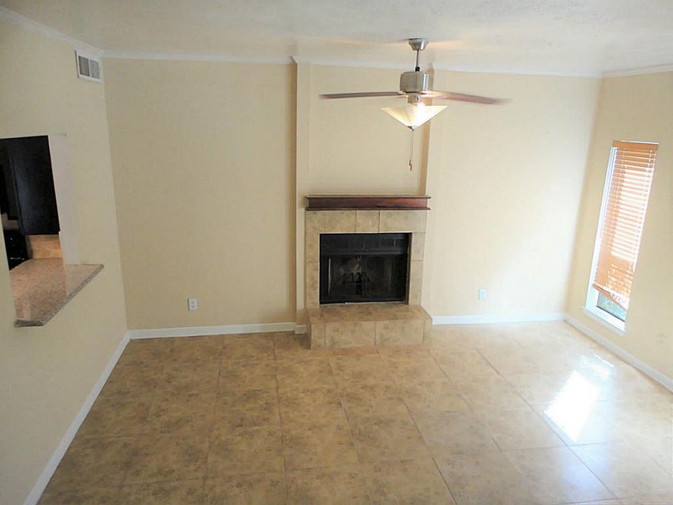 1st image of 11710 Southlake Dr Unit 8-22