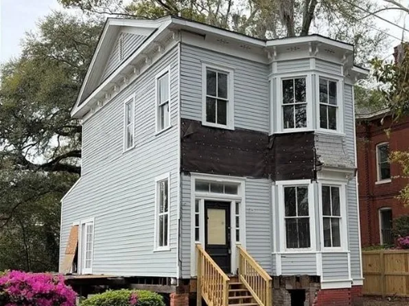 217 E 38th Street, Savannah, GA 31401