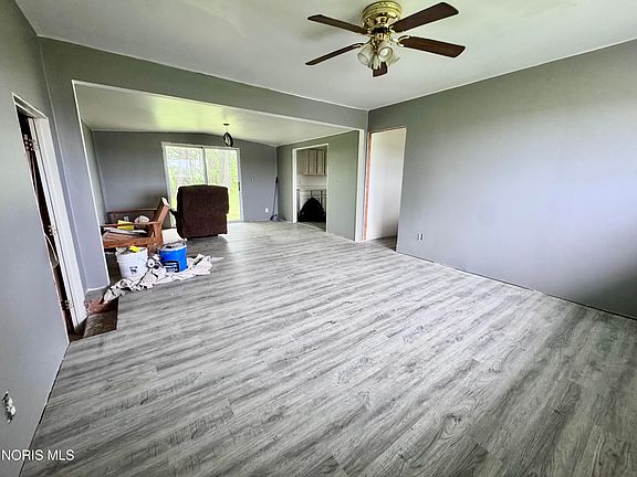 4th image of 5598 Arrowsmith Rd