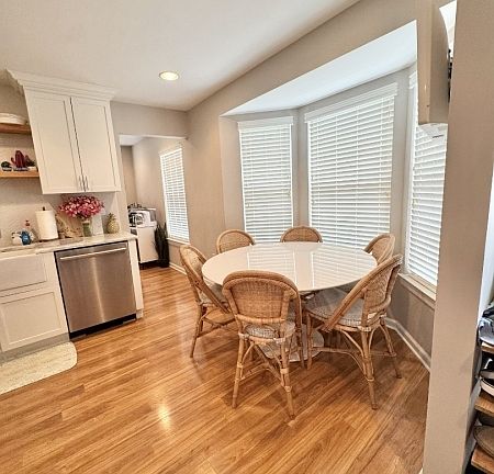 2nd image of 430 Azalea Terrace