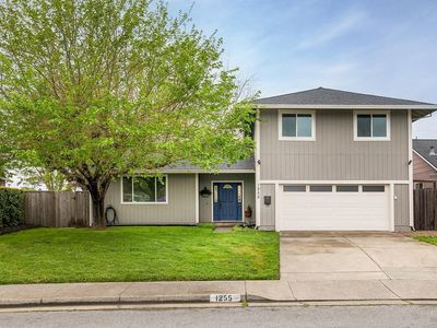 1255 Santa Ines Way, Petaluma, CA, 94954