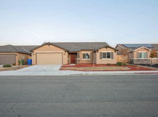 746 Tulip Cir, Dinuba, CA