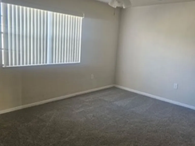 412 Orange Blossom Dr — Photo 3