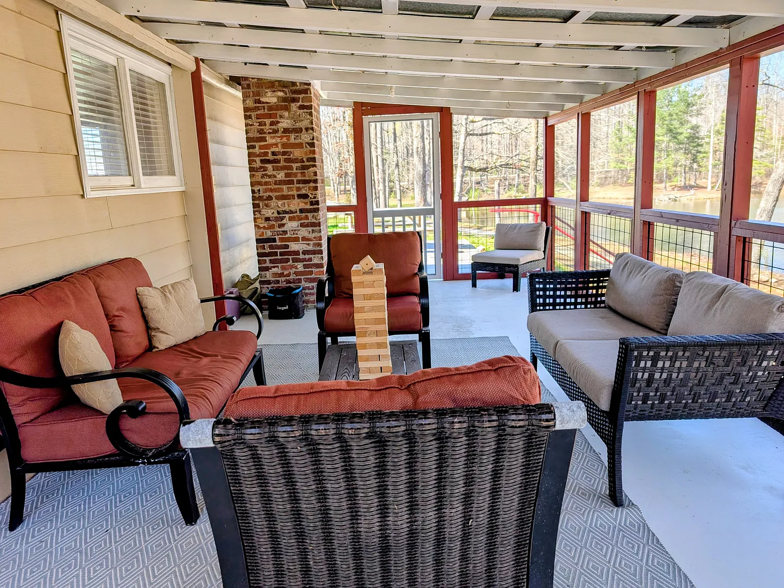 1684 Rockford Creek Rd — Photo 3