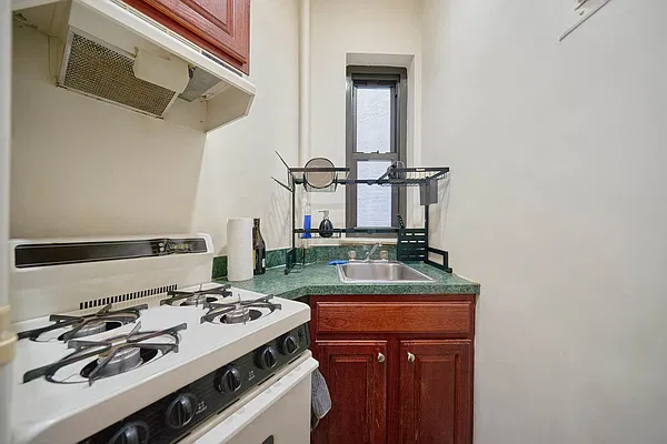 Rented by Living New York | media 7