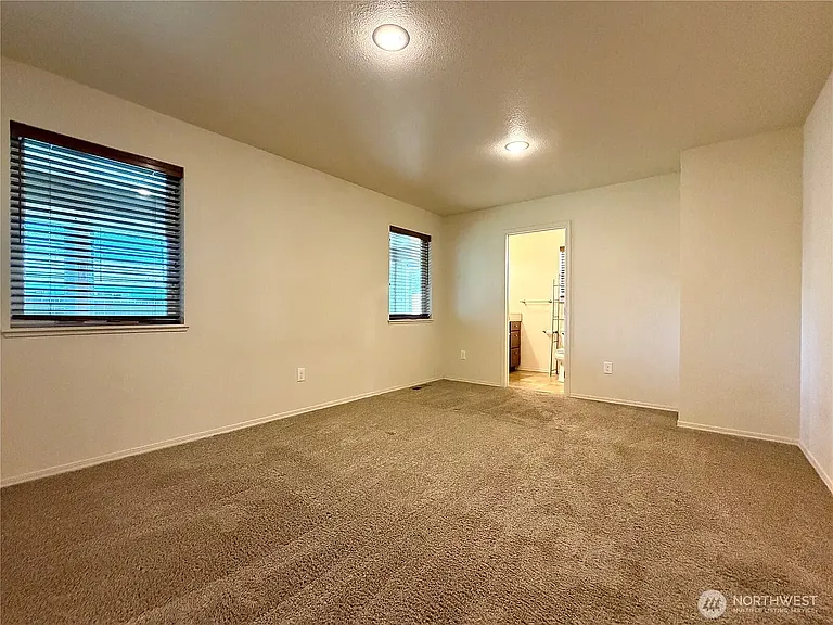 709 Paintbrush Ln — Photo 10