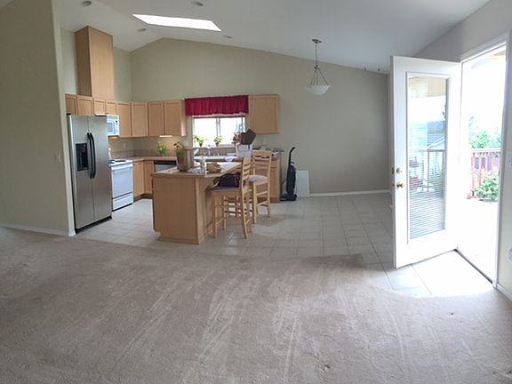 5th image of 11205 15th Pl SE