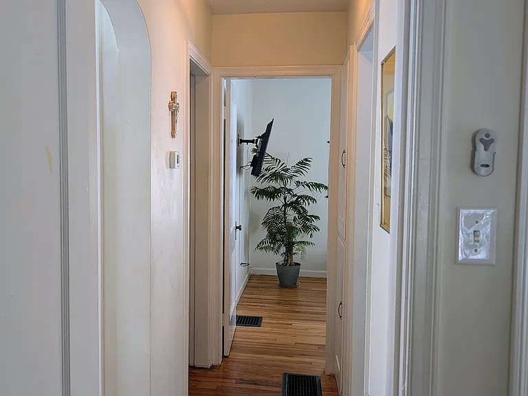 2784 Bellwood Ave — Photo 9