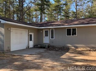 E5420 Norlin Way, Au Train, MI 49806