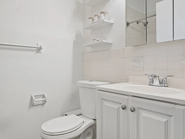 1581 Bergen St #2 — Photo 8