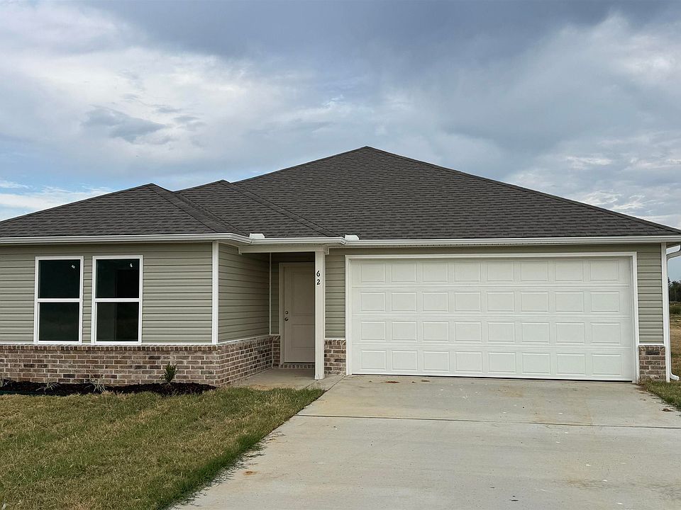 1st image of 62 Farmhouse Loop