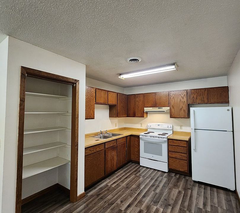1st image of 532-536 Jefferson St #17139718
