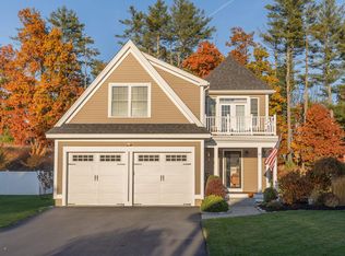 10 Daybreak Dr, Newmarket, NH 03857