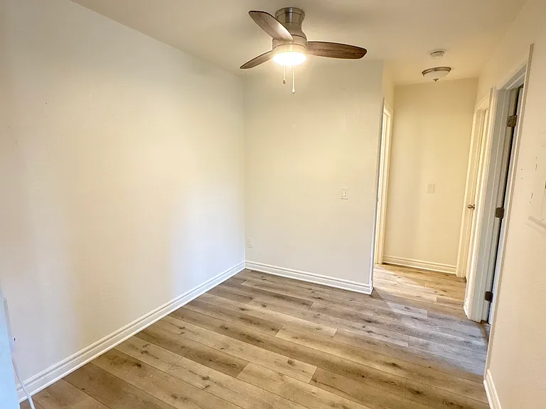 1845 Bayview Heights Dr #101 — Photo 4