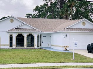 252 Emerson Dr NW, Palm Bay, FL 32907