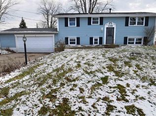 2268 Partridge Ln, Washington, IL 61571