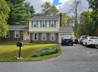 3200 Llewellyn Field Rd, Olney, MD 20832