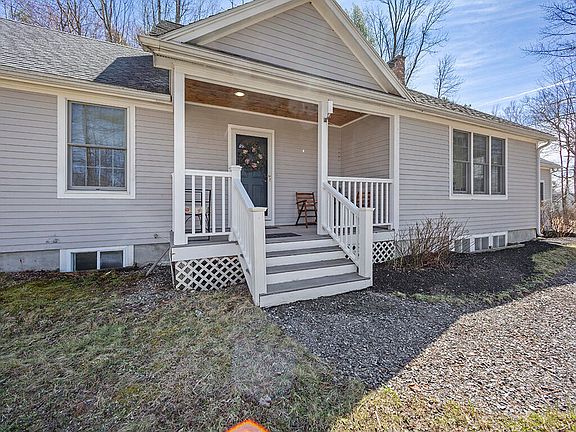 3rd image of 280 Pond Road