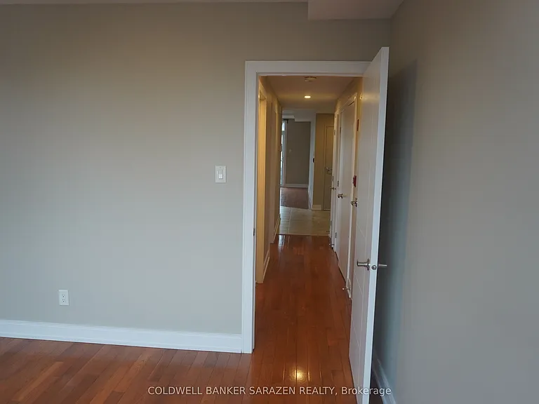 7 Monk St #4 — Photo 15