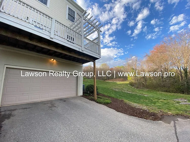 3800 Greenway Dr SW — Photo 40
