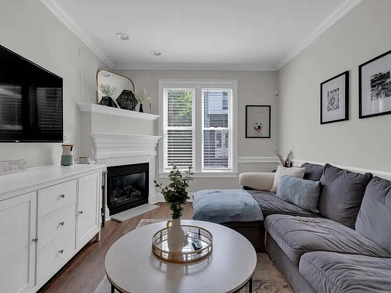 53 Woodward St #1 — Photo 1