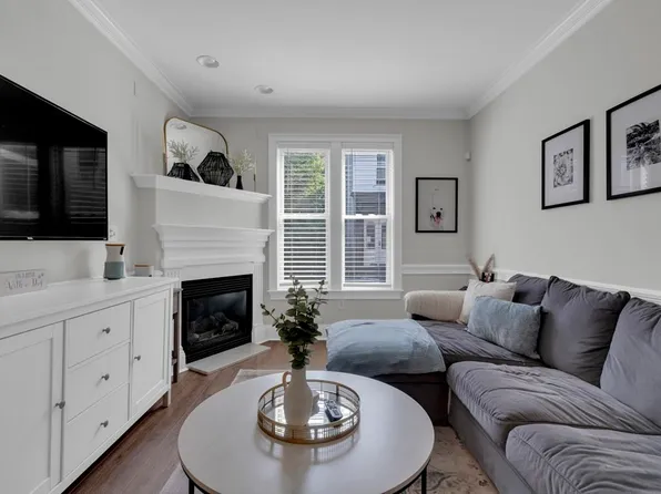 53 Woodward St #1, South Boston, MA 02127