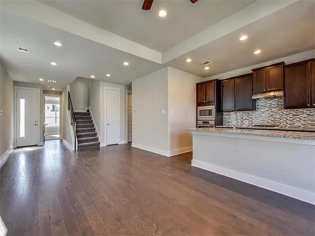 13701 Ronald Reagan Blvd — Photo 4