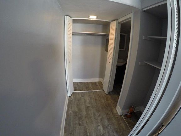 4th image of 100 Parkway Blvd APT 30