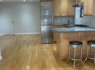 3263 36th St, Astoria, NY 11106