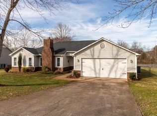 125 Bright Rd, Hazel Green, AL 35750