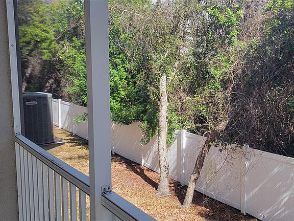 5th image of 1443 Hillview Ln