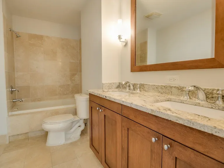 105 Greene St #L4 — Photo 15