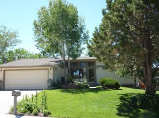 2883 Keystone Cir, Colorado Springs, CO 80918