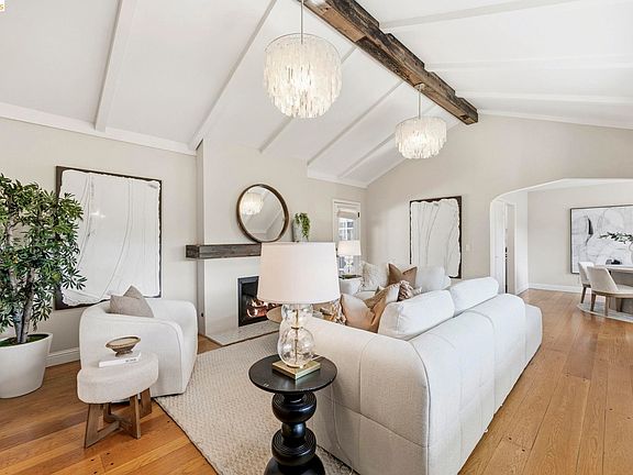 4th image of 5701 Snake Rd