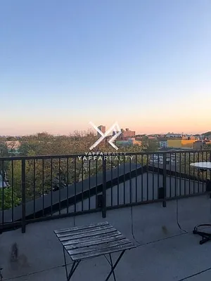 Rented by Yaffa Realty LLC | media 27