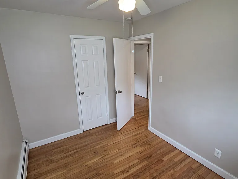21669 Middlebelt Rd — Photo 8