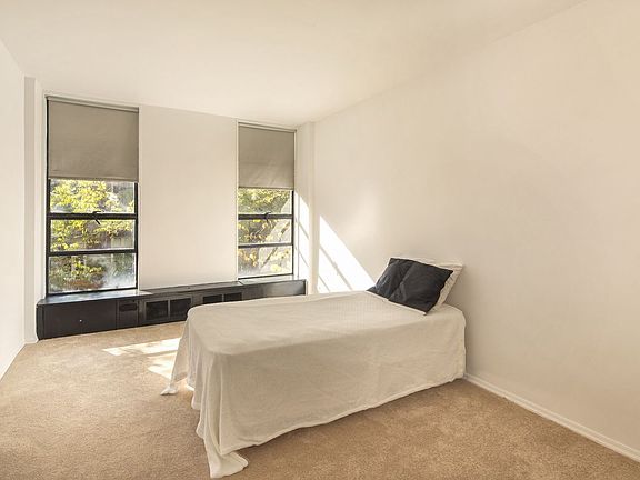 5th image of 37 W 12th St APT 3H