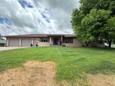 220 W Lloyd St, Pierce, NE, 68767