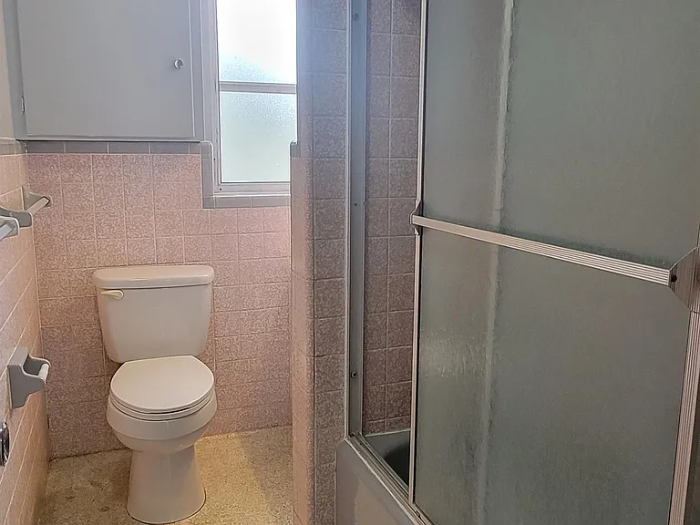 842 Hillside Ave — Photo 8