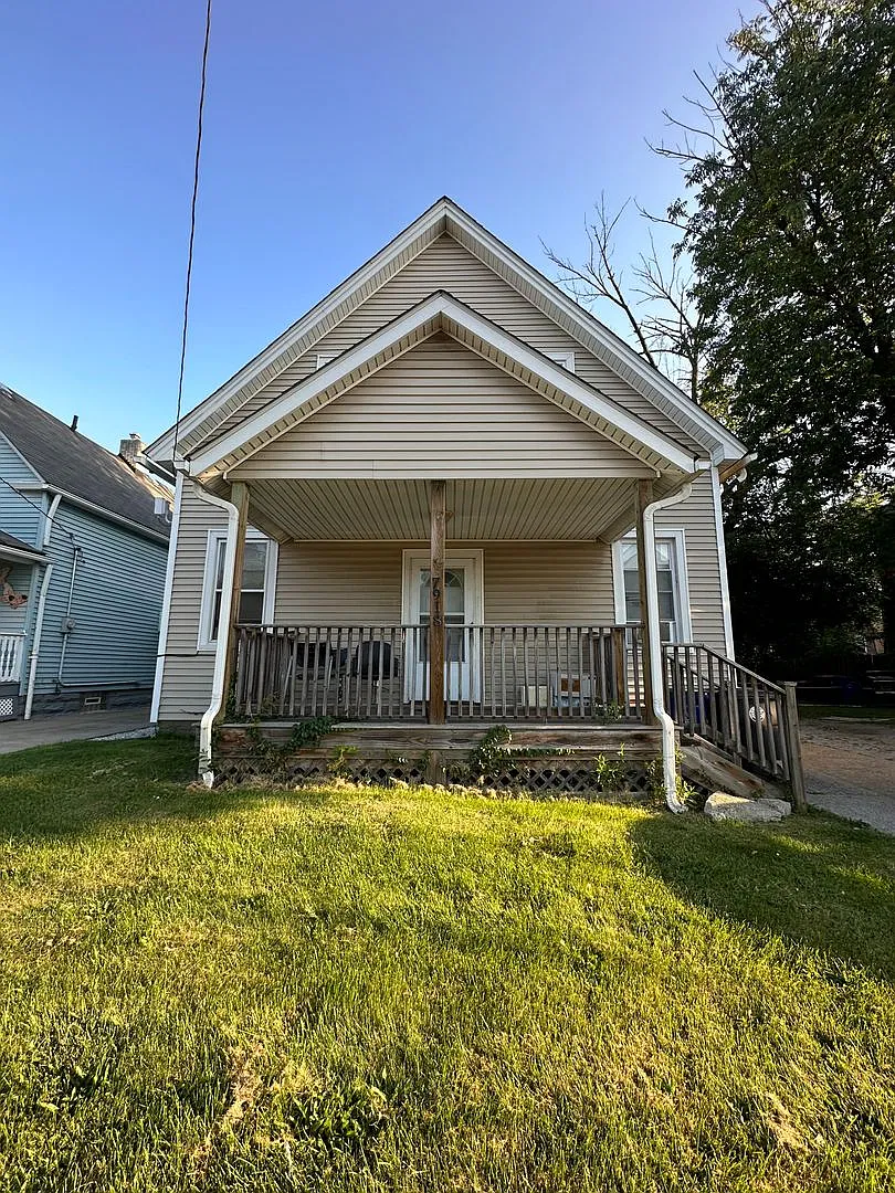 7918 Madison Avenue — Photo 1